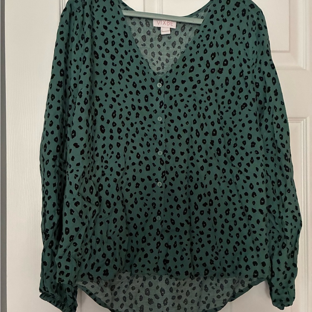 Vibrant Green Leopard Print Blouse💚🖤
